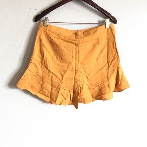 EBBY & I Jett | Ruffle Orange Linen Lux Shorts